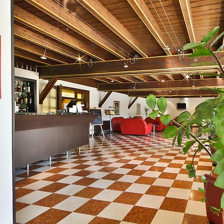 Best Western Titian Inn Hotel Treviso Silea Esterno foto