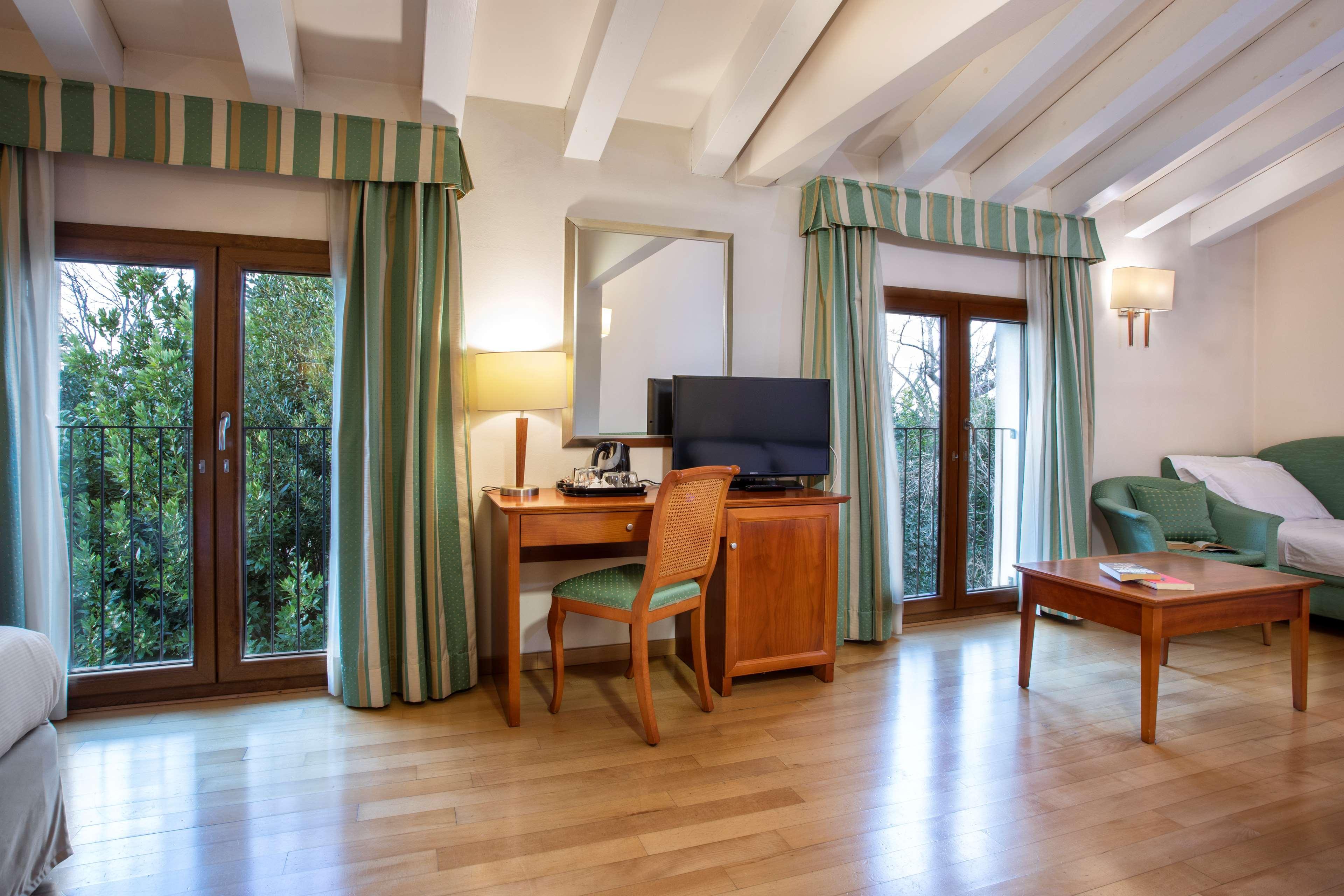 Best Western Titian Inn Hotel Treviso Silea Esterno foto